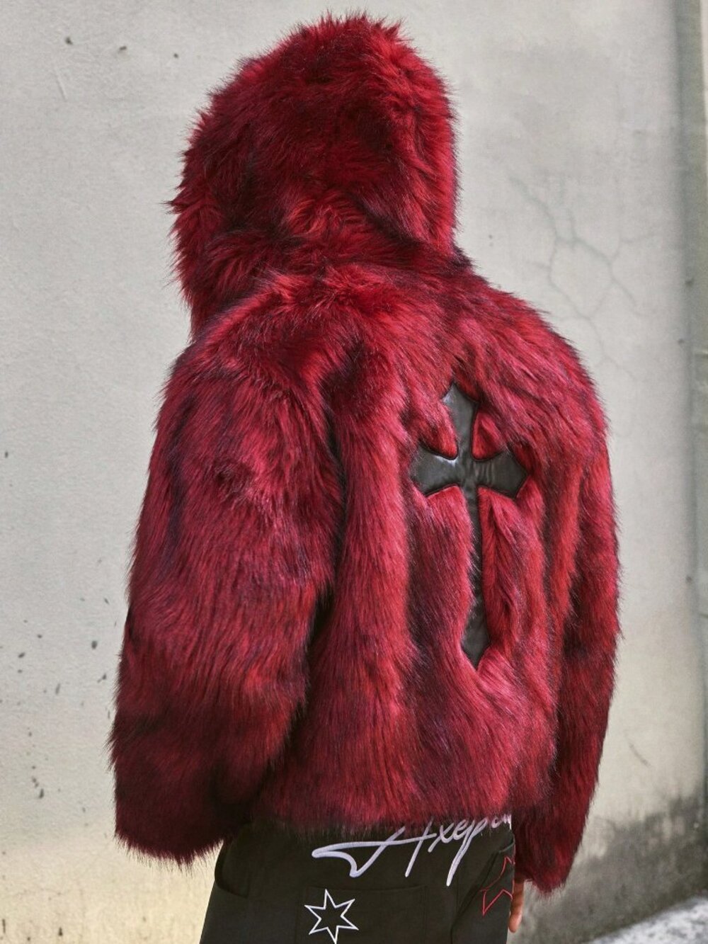 Burgundy Avant-Garde Men's Graphic Hooded Fuzzy Long Sleeve Casual Shirt - Picture 3 of 7